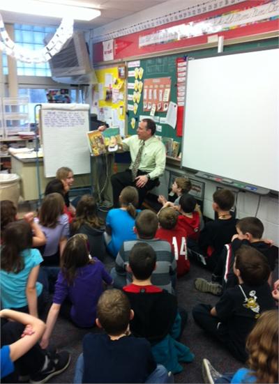Superintendent Dr. Todd Hoadley reads to Mrs. Masco's class